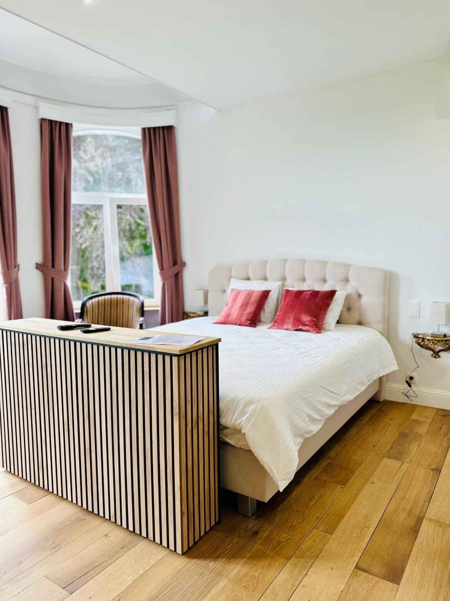 Suite Luxueuse Au Chateau De Saint Vitu 104 Tinlot Экстерьер фото